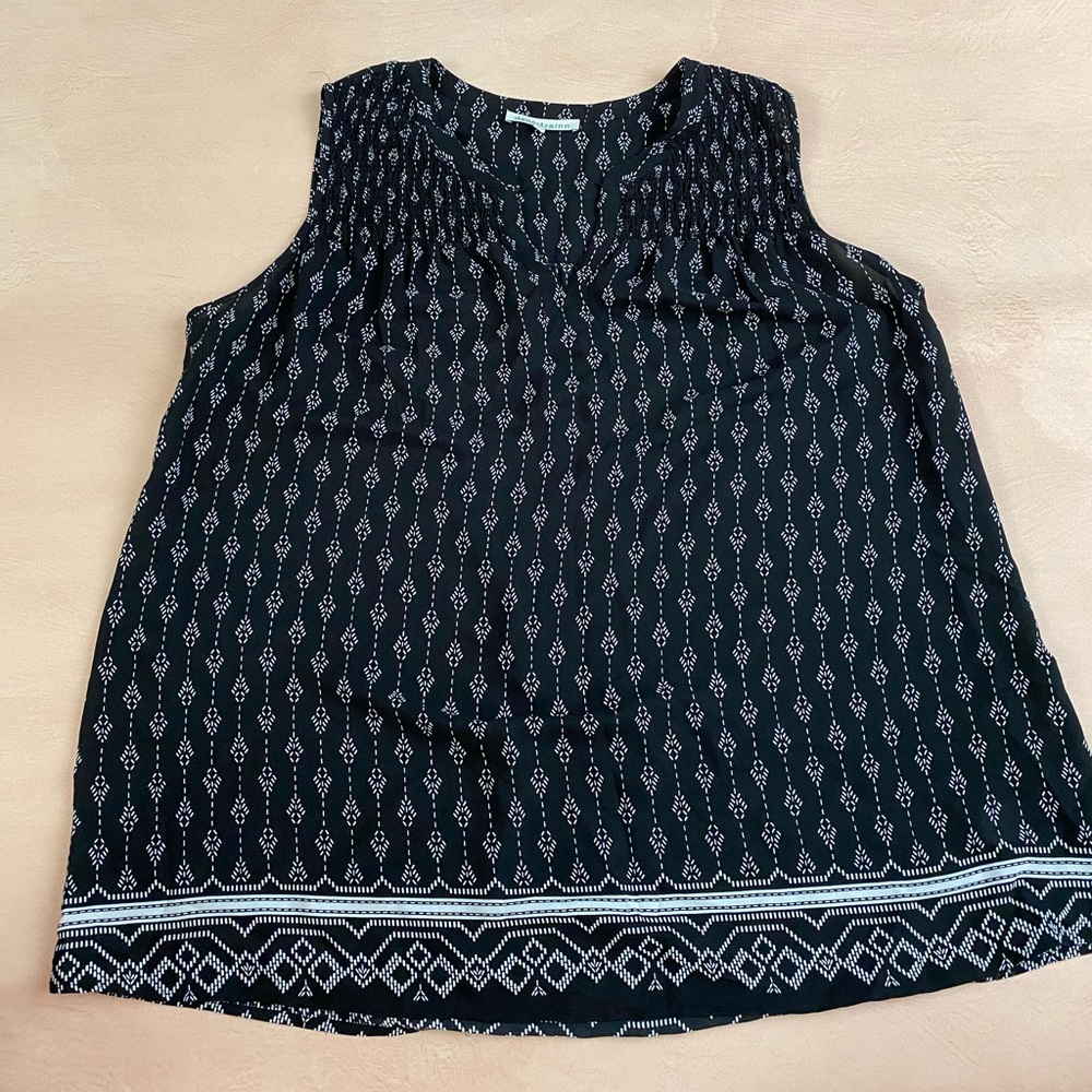 Black with designs blouse tunic xxl